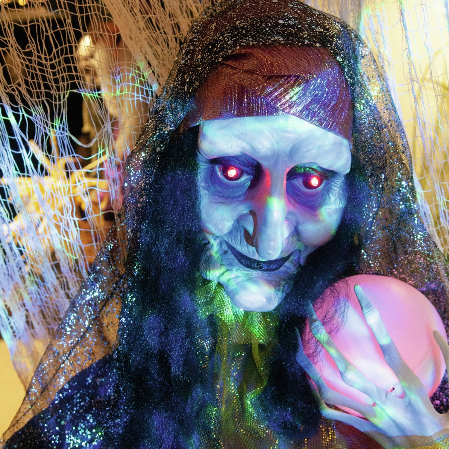 Halloween Figur Wahrsagerin, animiert 50cm - Bewegung, Licht, Geräusche Halloween Figur Wahrsagerin, animiert 50cm - Bewegung, Licht, Geräusche