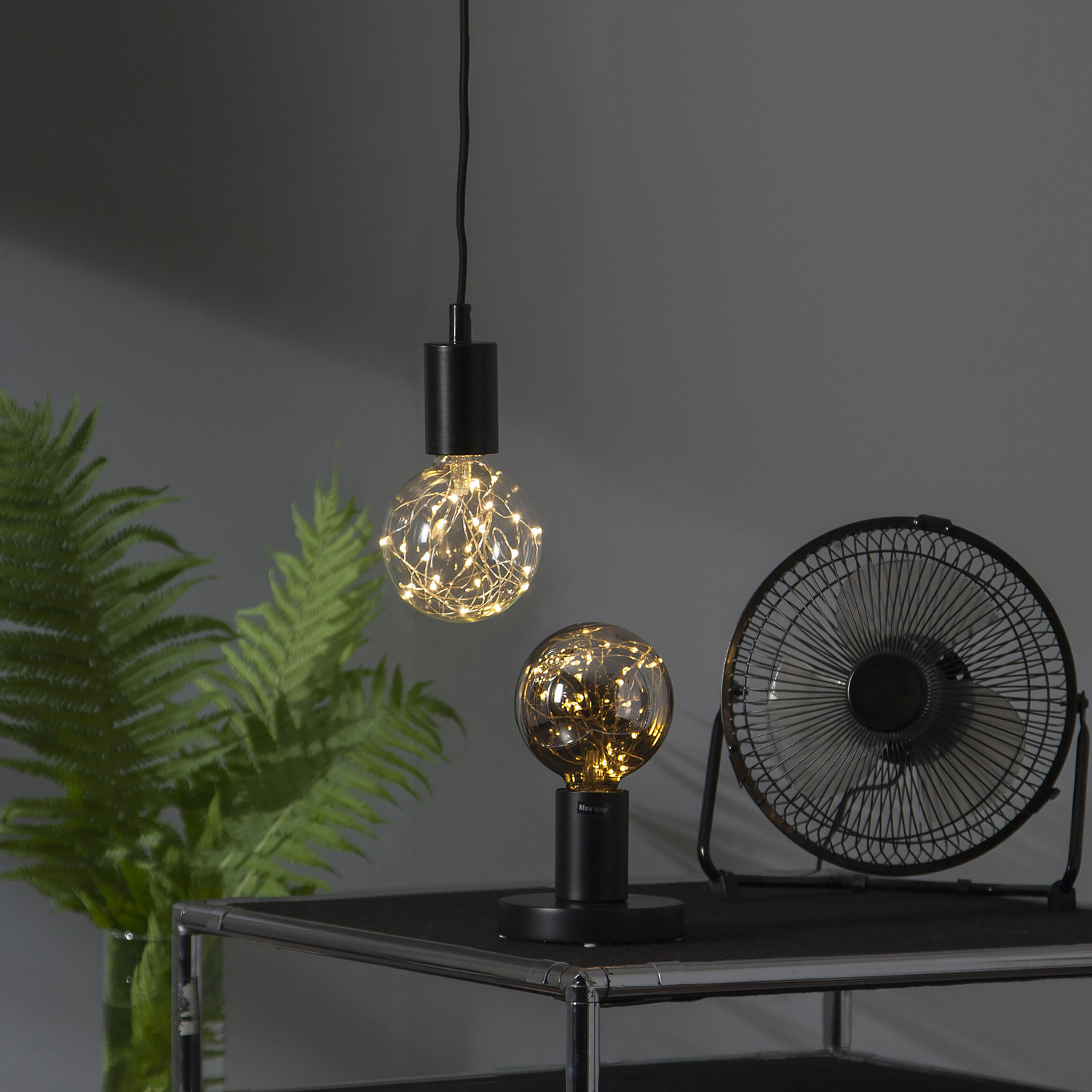 Lampenhalterung GLANS - Tischleuchte - E27 - rund - stehend - Kabel mit Schalter - schwarz Lampenhalterung GLANS - Tischleuchte - E27 - rund - stehend - Kabel mit Schalter - schwarz