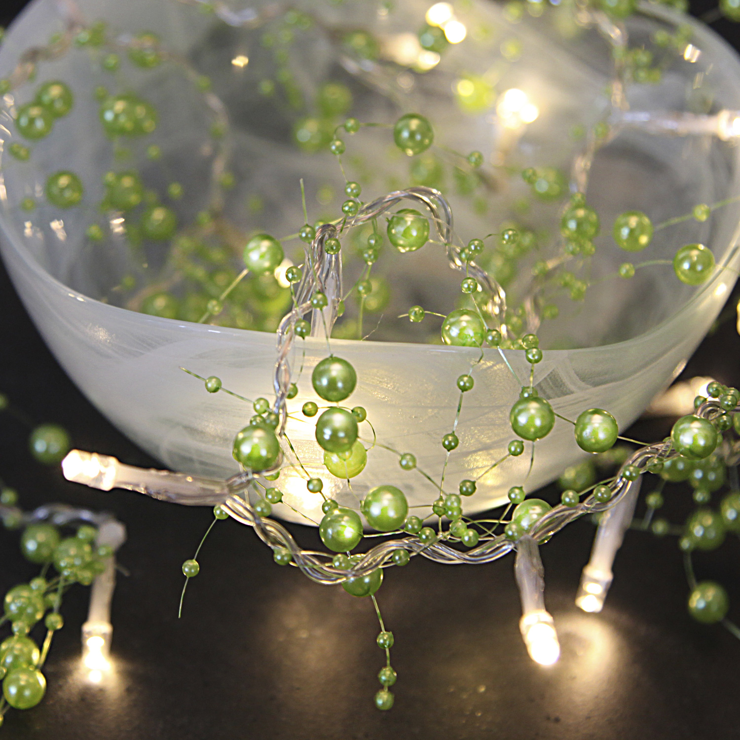 LED Lichterkette mit Perlen - 20 warmweiße LED - 1,15m - Batteriebetrieb - Timer - grün