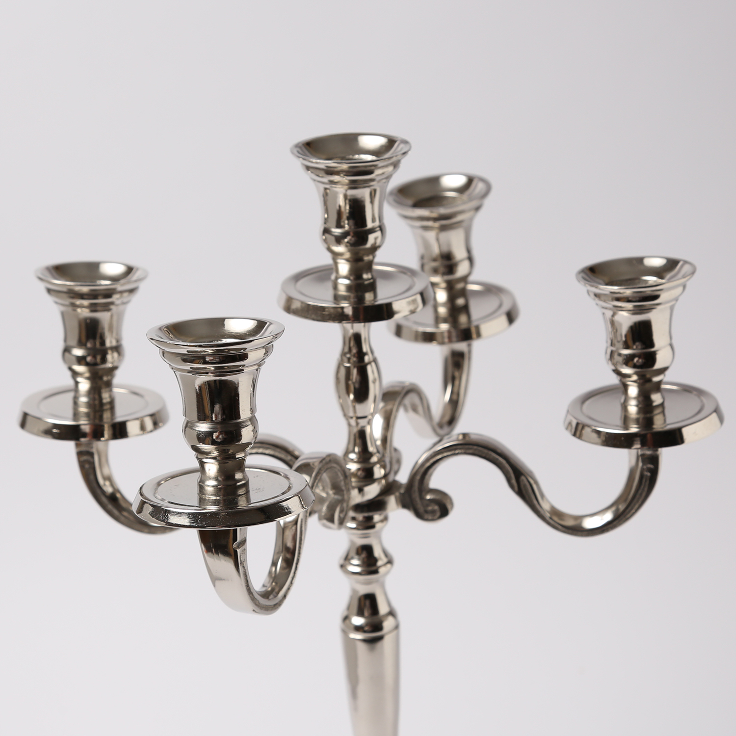 Stabkerzenhalter - Kerzenständer - Kerzenleuchter - Aluminium - H: 41cm - 5-armig - silber Stabkerzenhalter - Kerzenständer - Kerzenleuchter - Aluminium - H: 41cm - 5-armig - silber