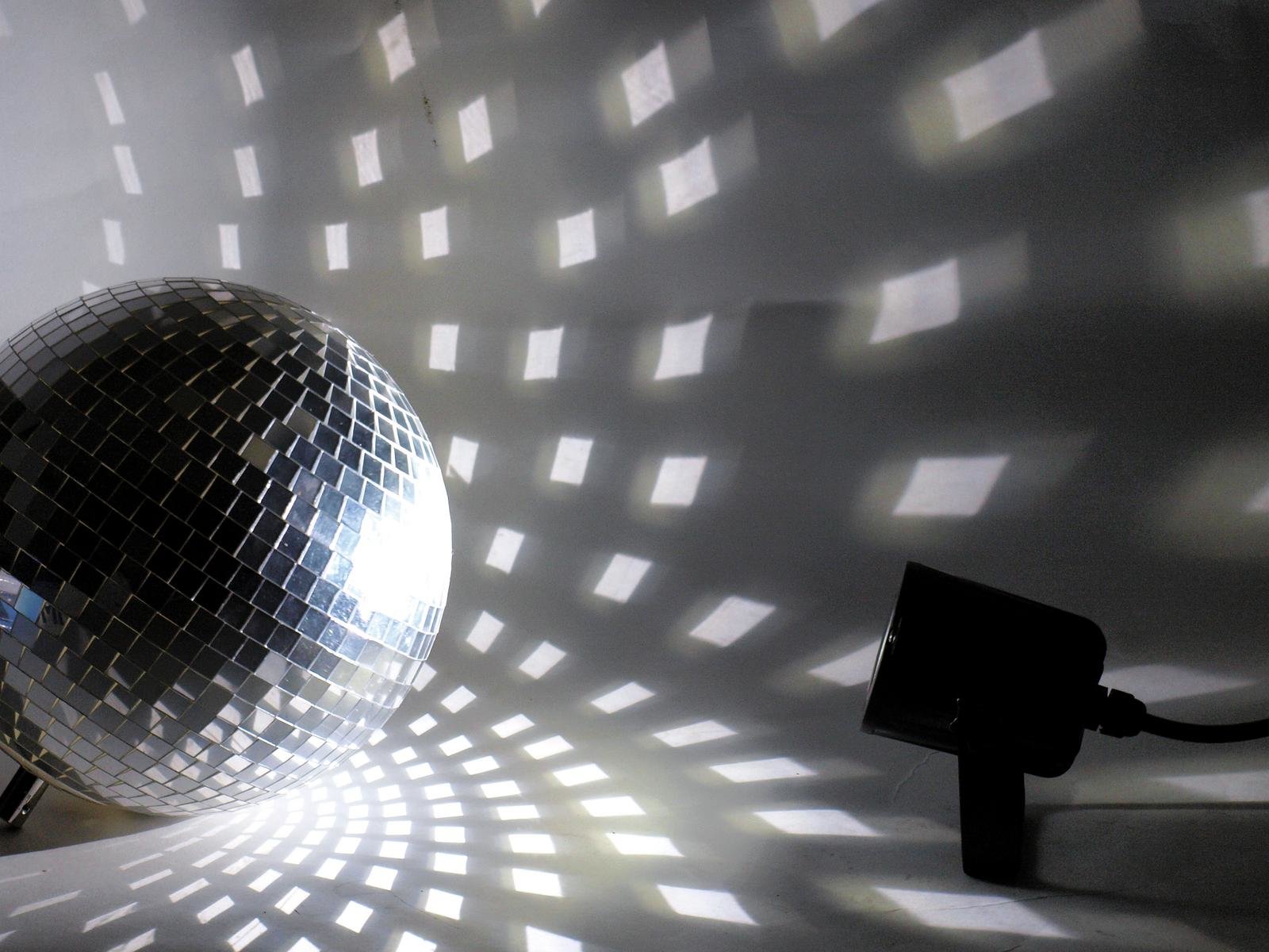 LED Pinspot - Punktstrahler für Discokugeln - kaltweiss 6000K - Spiegelkugel Spot LED Pinspot - Punktstrahler für Discokugeln - kaltweiss 6000K - Spiegelkugel Spot