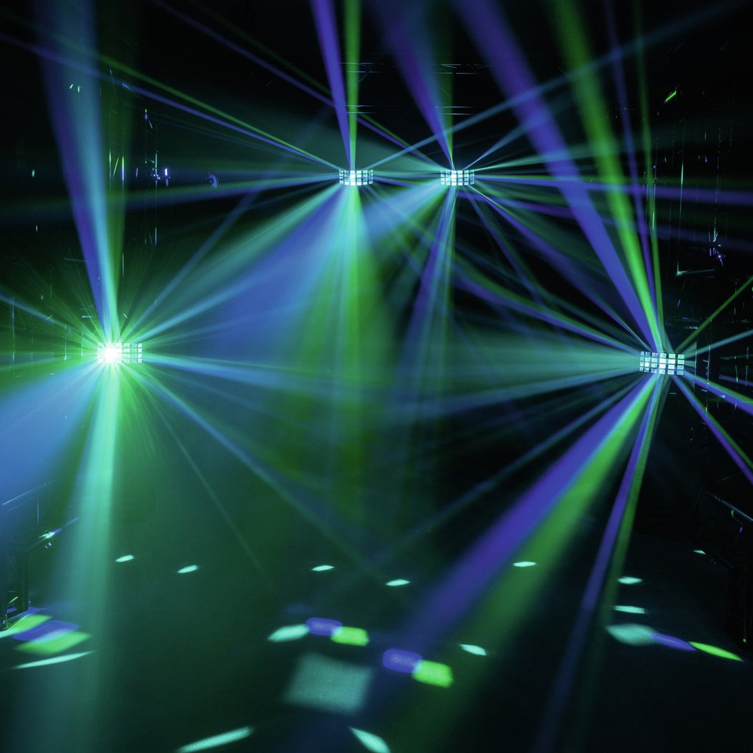 Power Derby - starker LED Lichteffekt - 8 Farben - IR - Fernbedienung Power Derby - starker LED Lichteffekt - 8 Farben - IR - Fernbedienung