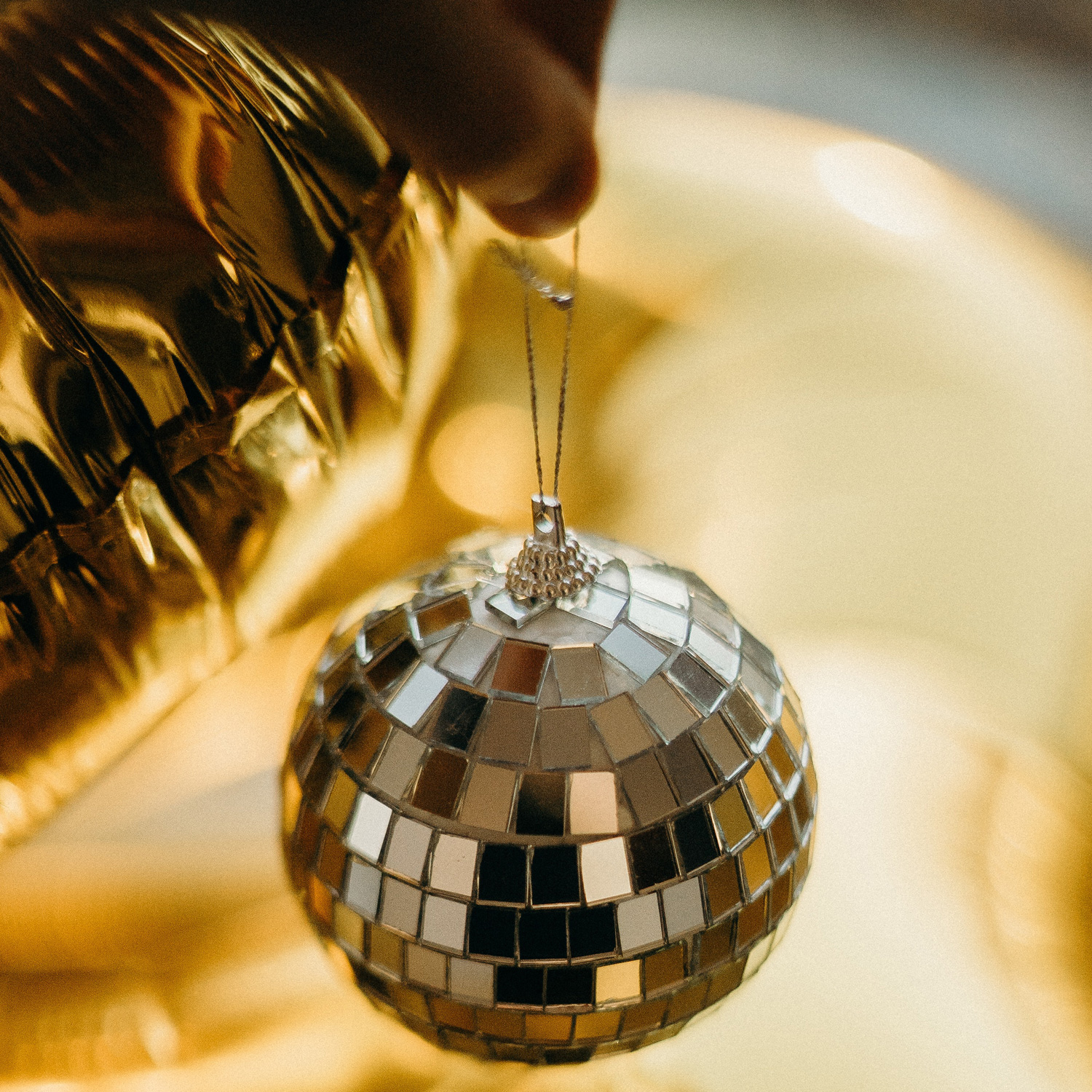 Spiegelkugel 5cm silber- Discokugel Echtglas zur Dekoration - mirrorball Spiegelkugel 5cm silber- Discokugel Echtglas zur Dekoration - mirrorball