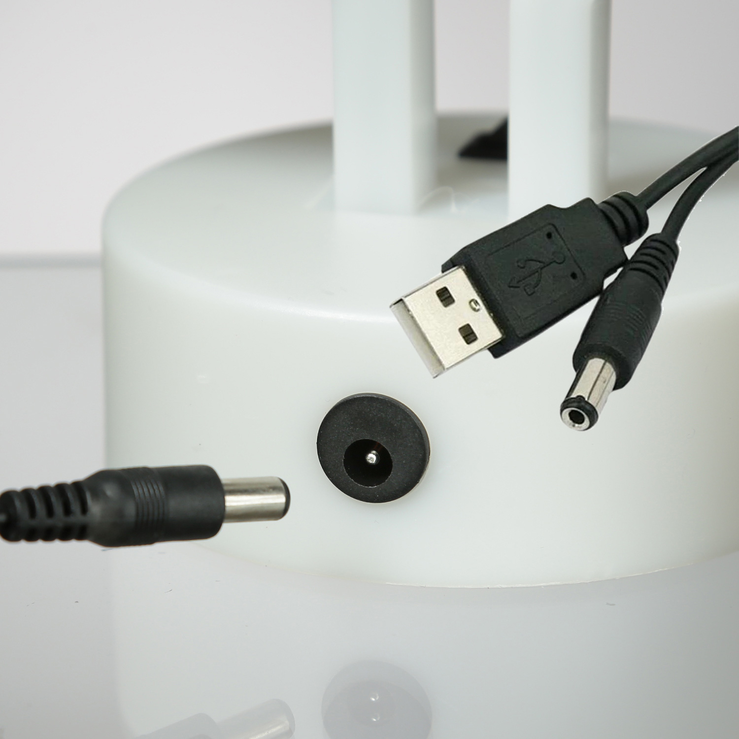 LED NEON Figur BLITZ - Dekoleuchte - H: 30cm - Batterie oder USB Betrieb - stehend - warmweiß