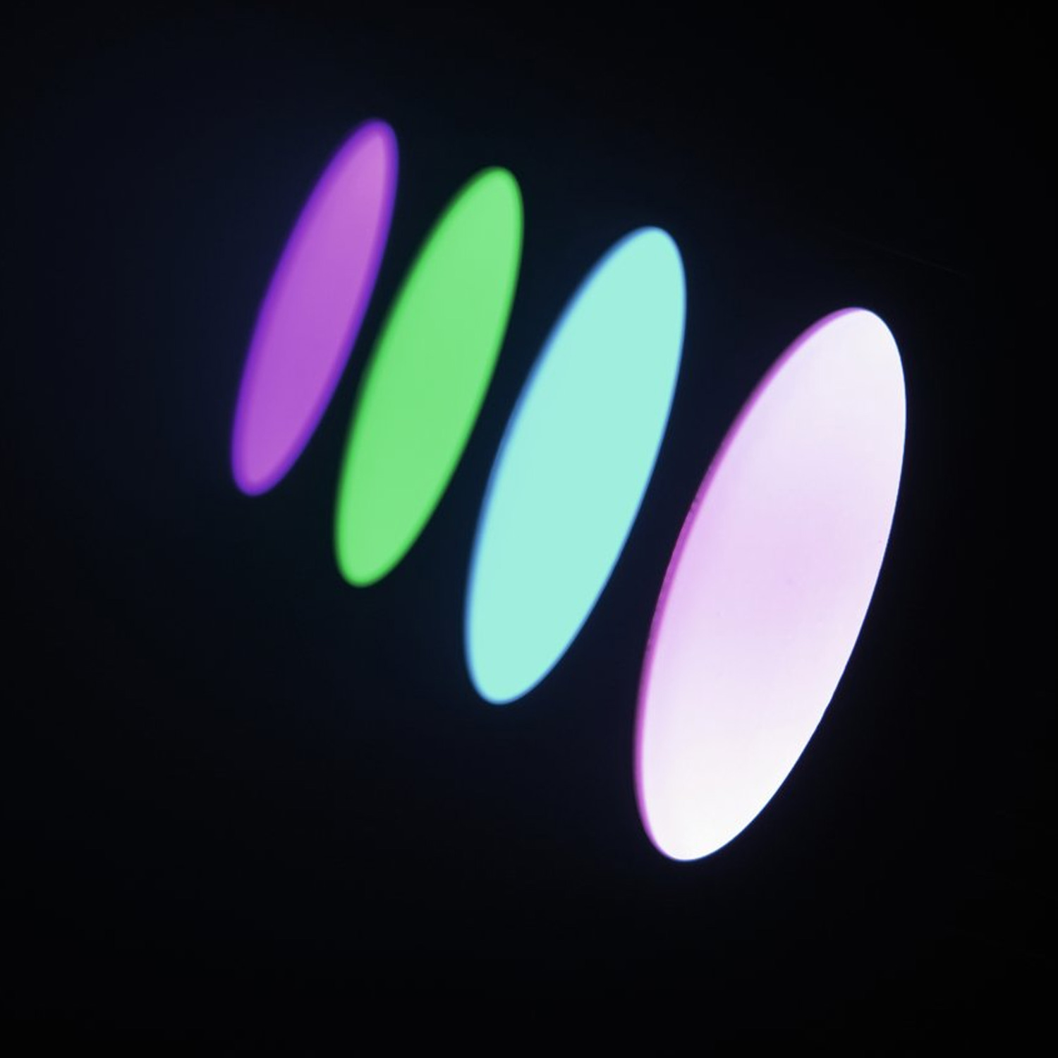LED CBB-4 COB RGB Leiste - breit abstrahlender LED Fluter - 4 x 30W LED CBB-4 COB RGB Leiste - breit abstrahlender LED Fluter - 4 x 30W