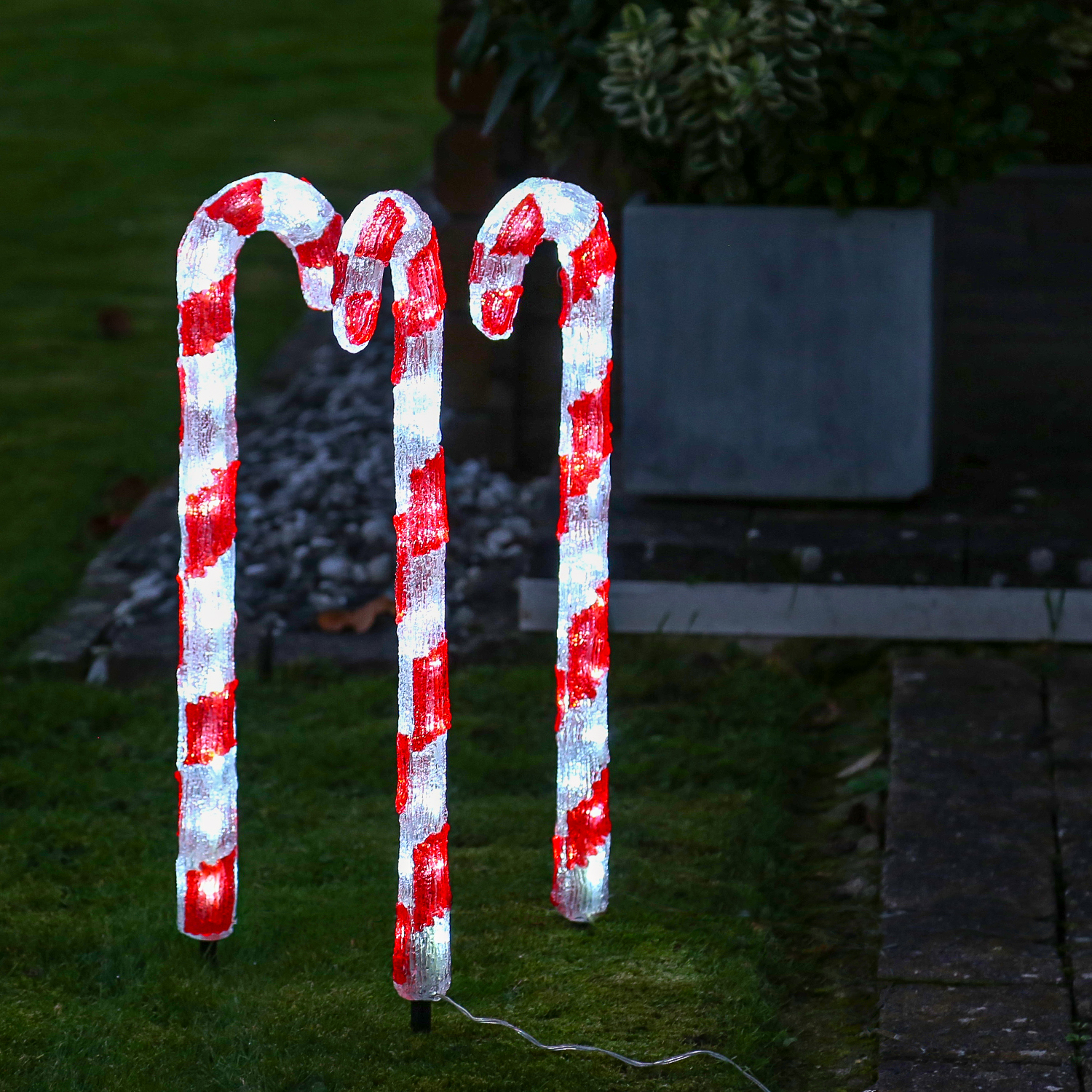 LED Zuckerstangen - je 30 kaltweiße LED - H: 61cm - inkl. Trafo - für Außen - 3 Stück LED Zuckerstangen - je 30 kaltweiße LED - H: 61cm - inkl. Trafo - für Außen - 3 Stück