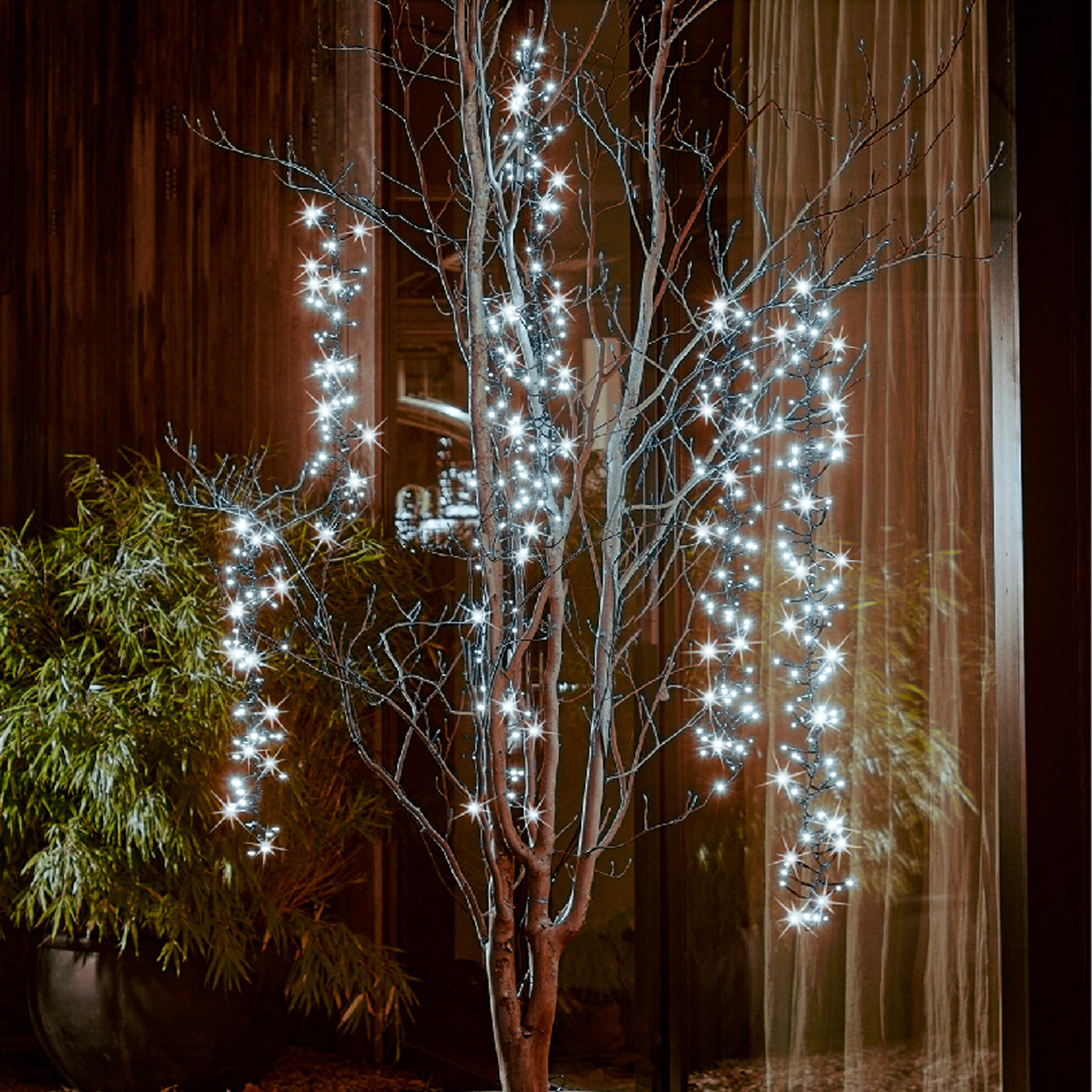 LED Outdoor Baumbeleuchtung - 480 kaltweiß funkelnde LED - 8 Funktionen - L: 2m - schwarz - 6er Set