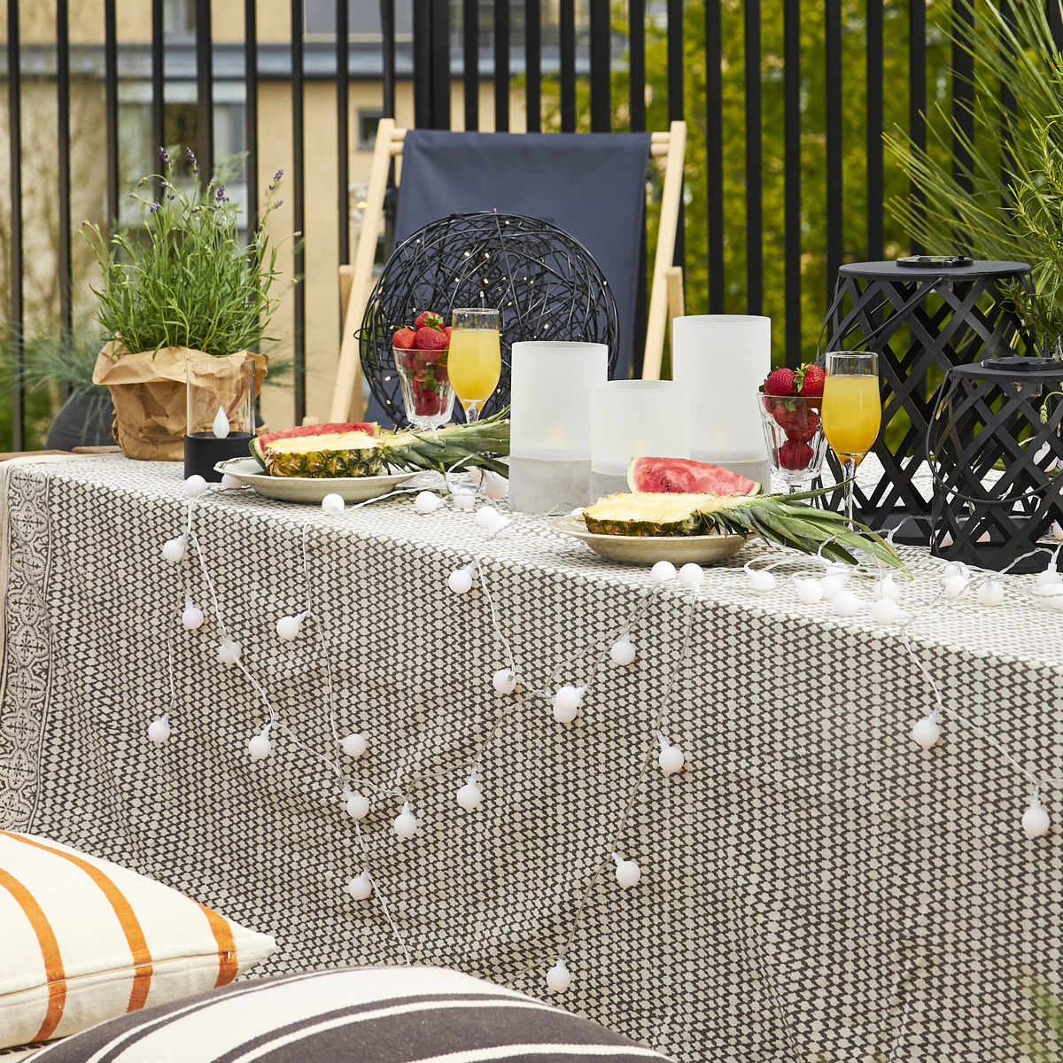 LED Lichterkette "Berry" - 50 warmweiße, opale LED - L: 7,35m - transparentes Kabel - Outdoor LED Lichterkette "Berry" - 50 warmweiße, opale LED - L: 7,35m - transparentes Kabel - Outdoor