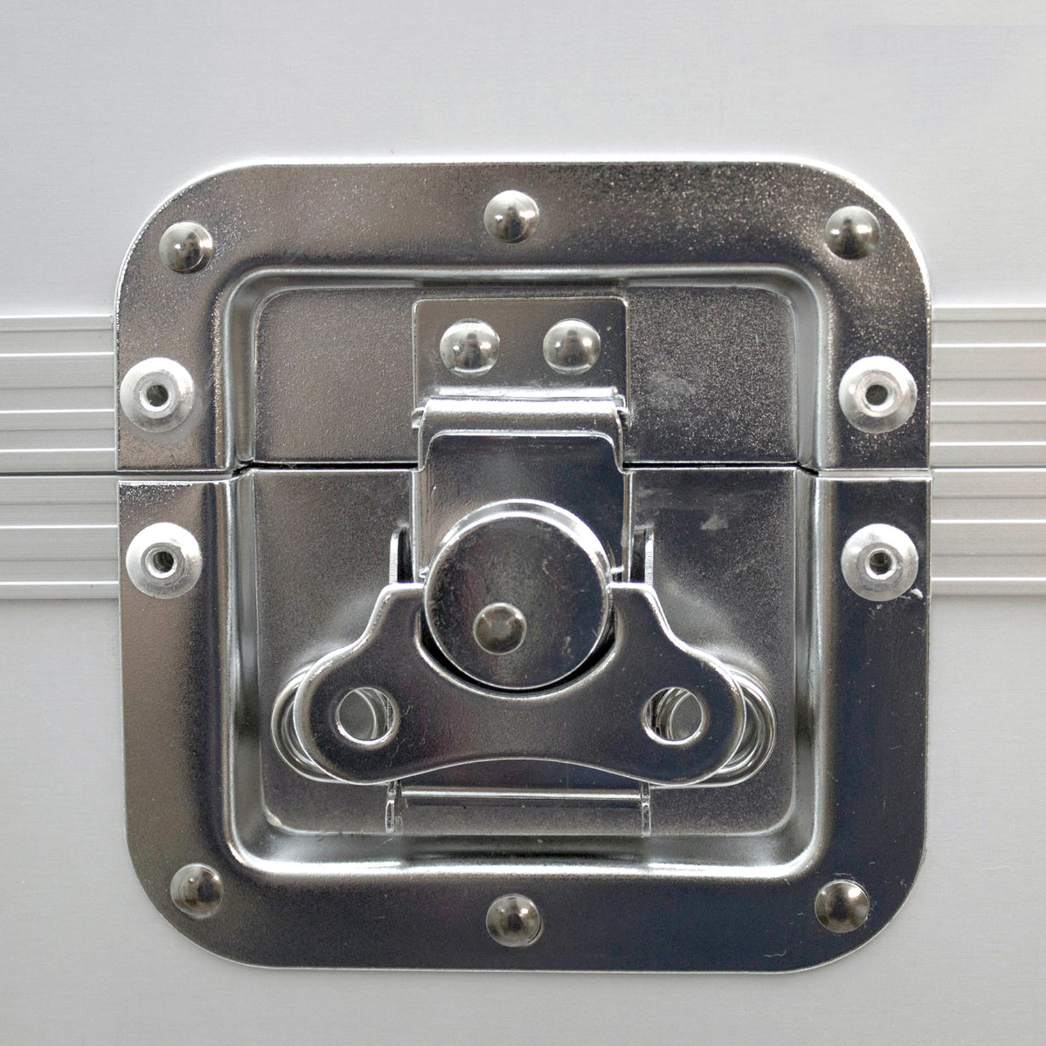 LP Plattencase PRO silber 50:50 Split, 80LPs | DJ Plattenkoffer für 80 Schallplatten LP Plattencase PRO silber 50:50 Split, 80LPs | DJ Plattenkoffer für 80 Schallplatten