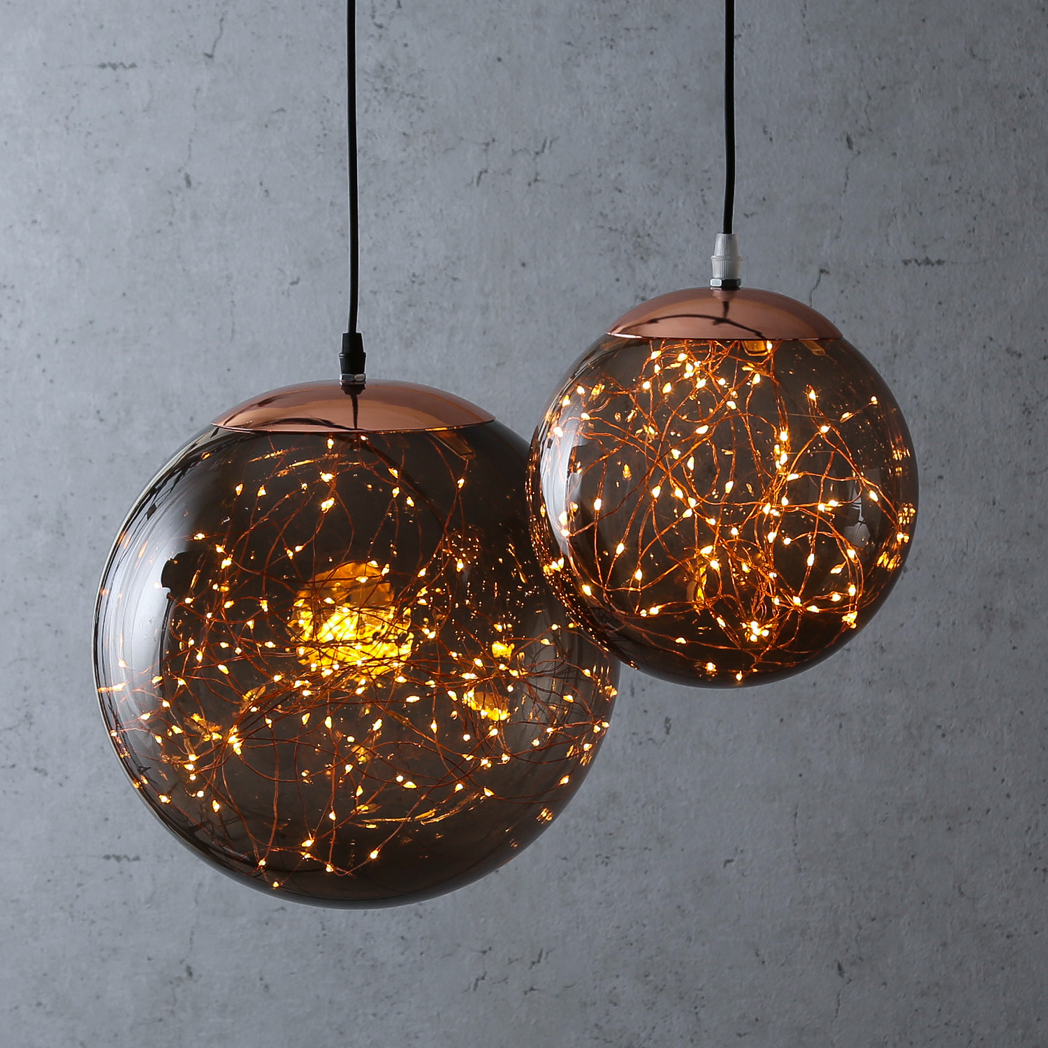 LED Kugel mit Drahtlichterkette - hängend - 140 bernsteinfarbene LED - D: 30cm - f.Außen - rauchgrau LED Kugel mit Drahtlichterkette - hängend - 140 bernsteinfarbene LED - D: 30cm - f.Außen - rauchgrau