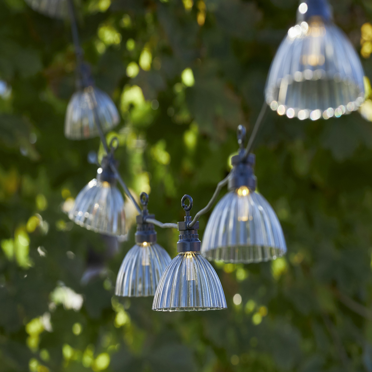 LED Lichterkette "Lampenschirm" - 12 warmweiße LED - L: 4,95m - outdoor - rauchgrau