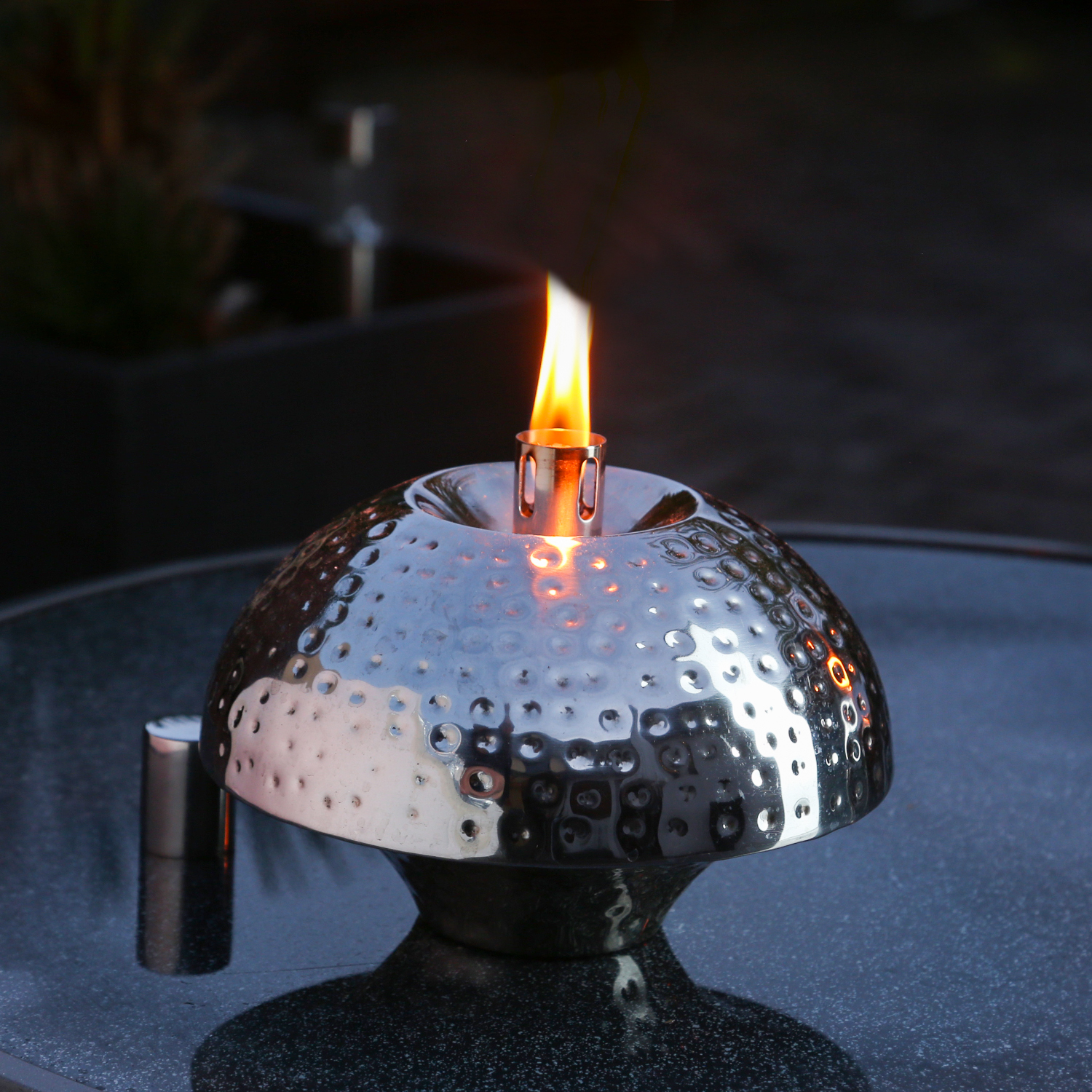 Tischfackel - Ölllampe / Ölbrenner - D: 23cm - für Lampenöl - Edelstahl - von Hand gehämmert - grob Tischfackel - Ölllampe / Ölbrenner - D: 23cm - für Lampenöl - Edelstahl - von Hand gehämmert - grob