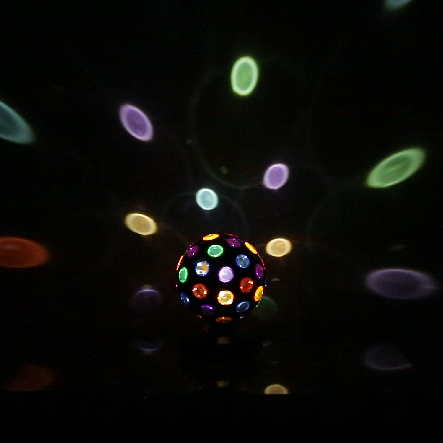 Disco Ball Lichteffekt - Partyeffekt - drehendes Discolicht - H 21cm - Batteriebetrieb/USB Kabel Disco Ball Lichteffekt - Partyeffekt - drehendes Discolicht - H 21cm - Batteriebetrieb/USB Kabel