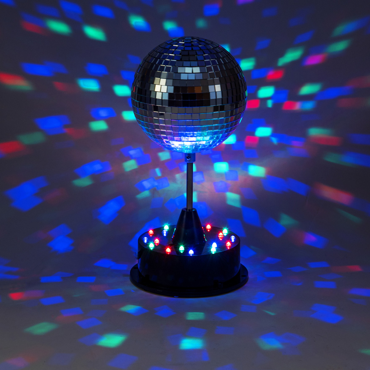 LED Spiegelkugel 13cm mit Standfuß - 18 bunte LED - Batterie und USB Betrieb