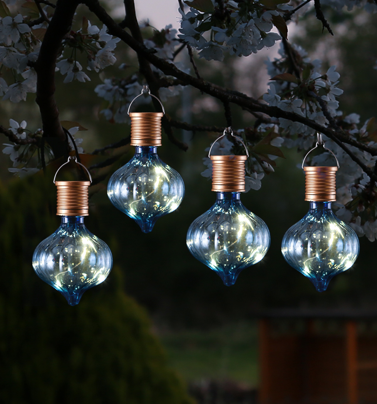 LED Solar Glühbirnen GLOW - Kugelleuchte - warmweiße LED Drahtlichterkette - H: 11,7cm - blau - 4St. LED Solar Glühbirnen GLOW - Kugelleuchte - warmweiße LED Drahtlichterkette - H: 11,7cm - blau - 4St.