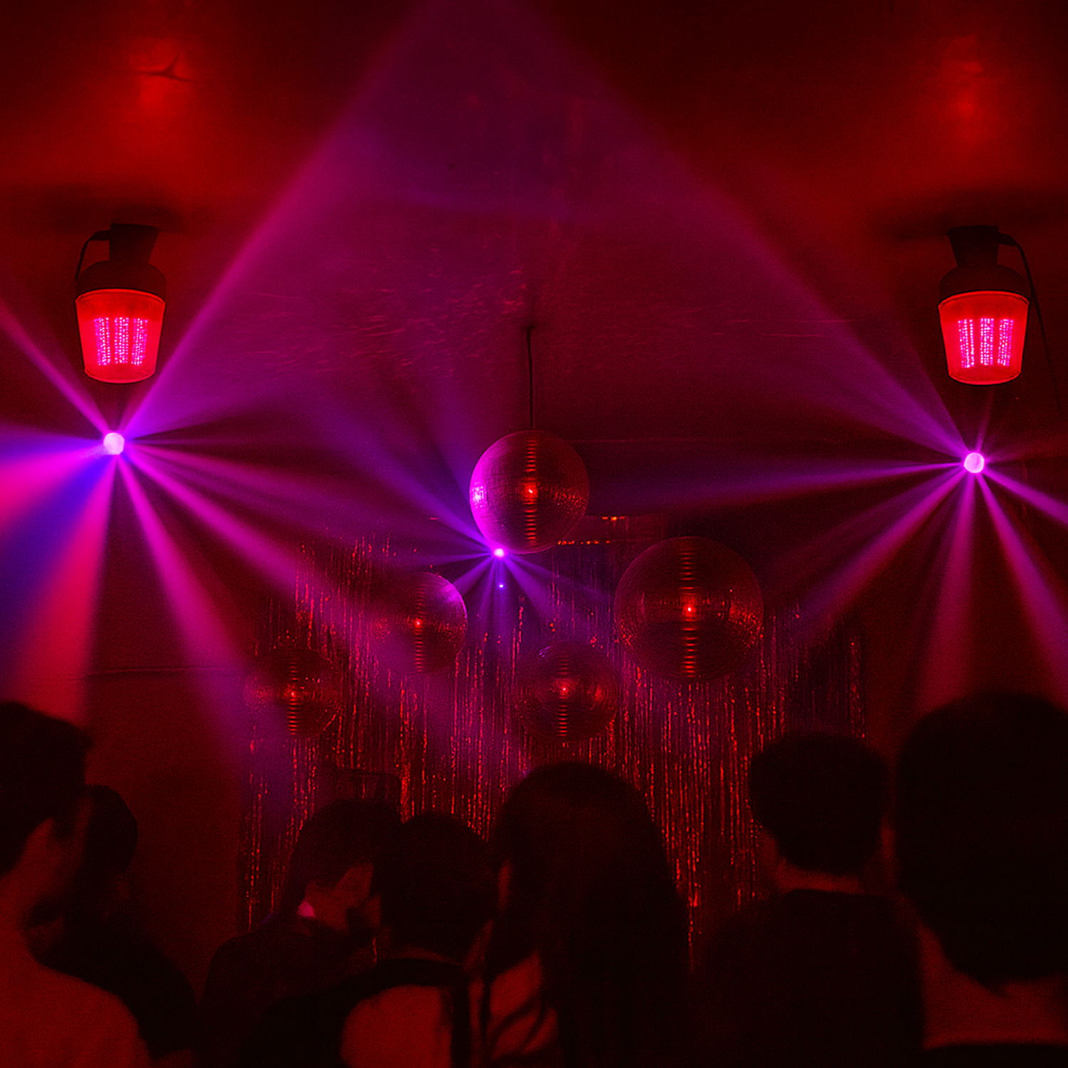 Polizeilicht Feuerwehrlicht LED ROT - 108 LEDs - Geschwindigkeit regelbar - inkl. Netzteil Polizeilicht Feuerwehrlicht LED ROT - 108 LEDs - Geschwindigkeit regelbar - inkl. Netzteil