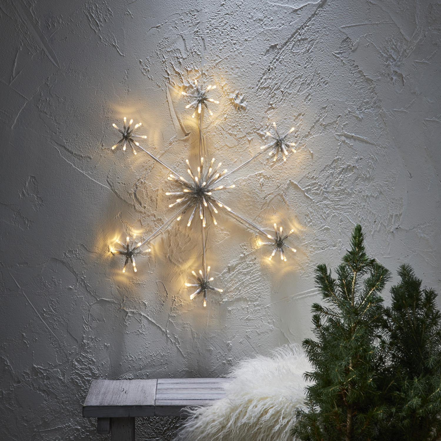 LED Schneeflocke - Wanddeko - hängend - 90 warmweiße LED - D: 50cm - Außentrafo - weiß LED Schneeflocke - Wanddeko - hängend - 90 warmweiße LED - D: 50cm - Außentrafo - weiß