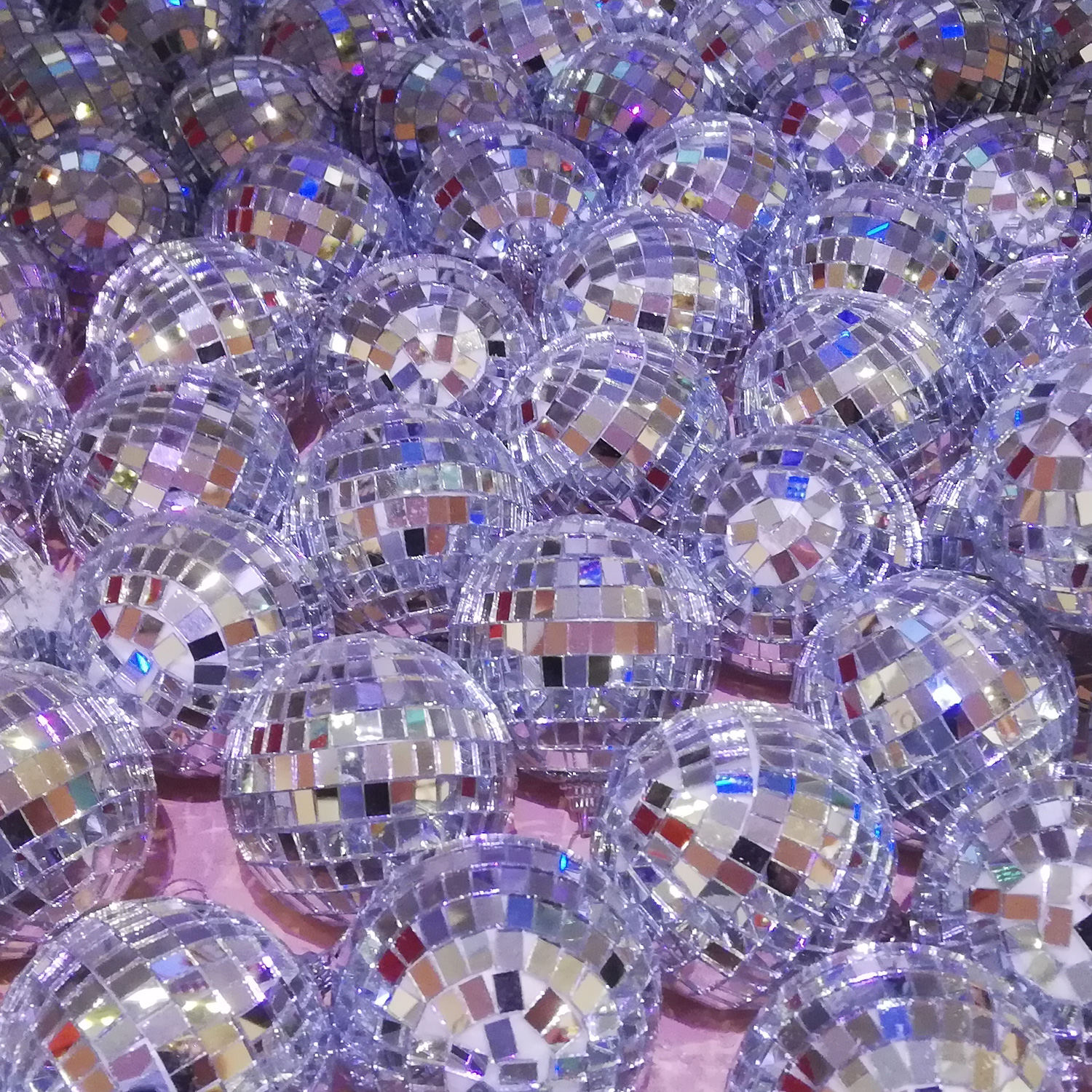 Spiegelkugel SET 12x5cm silber - DEKO - Baumschmuck Dekoration Spiegelkugel SET 12x5cm silber - DEKO - Baumschmuck Dekoration