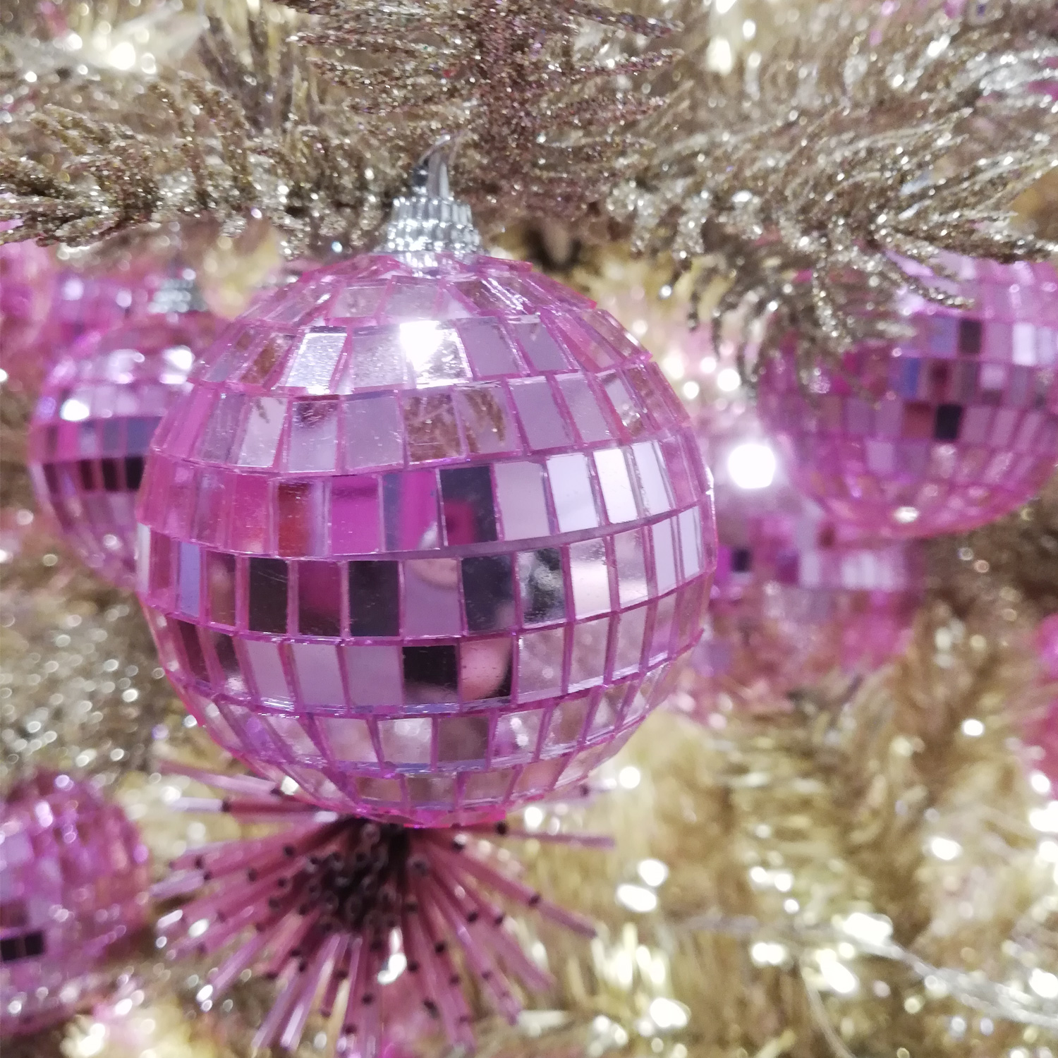 Spiegelkugel 5cm pink- Discokugel Echtglas zur Dekoration Spiegelkugel 5cm pink- Discokugel Echtglas zur Dekoration