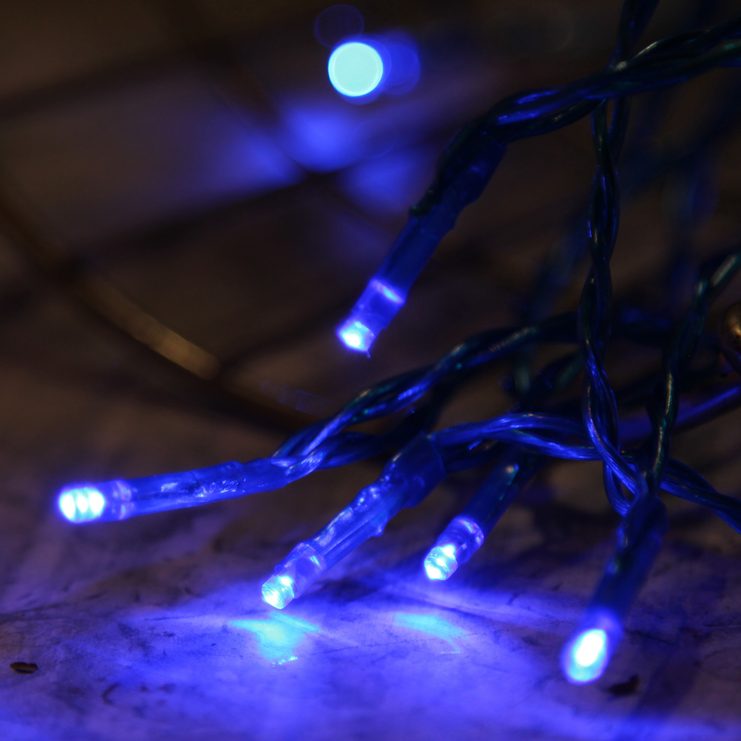 LED-Lichterkette | TRENDLITES | Indoor | Batteriebetrieb | Timer | 2.10m | blaues Kabel | 15x blaue LEDs