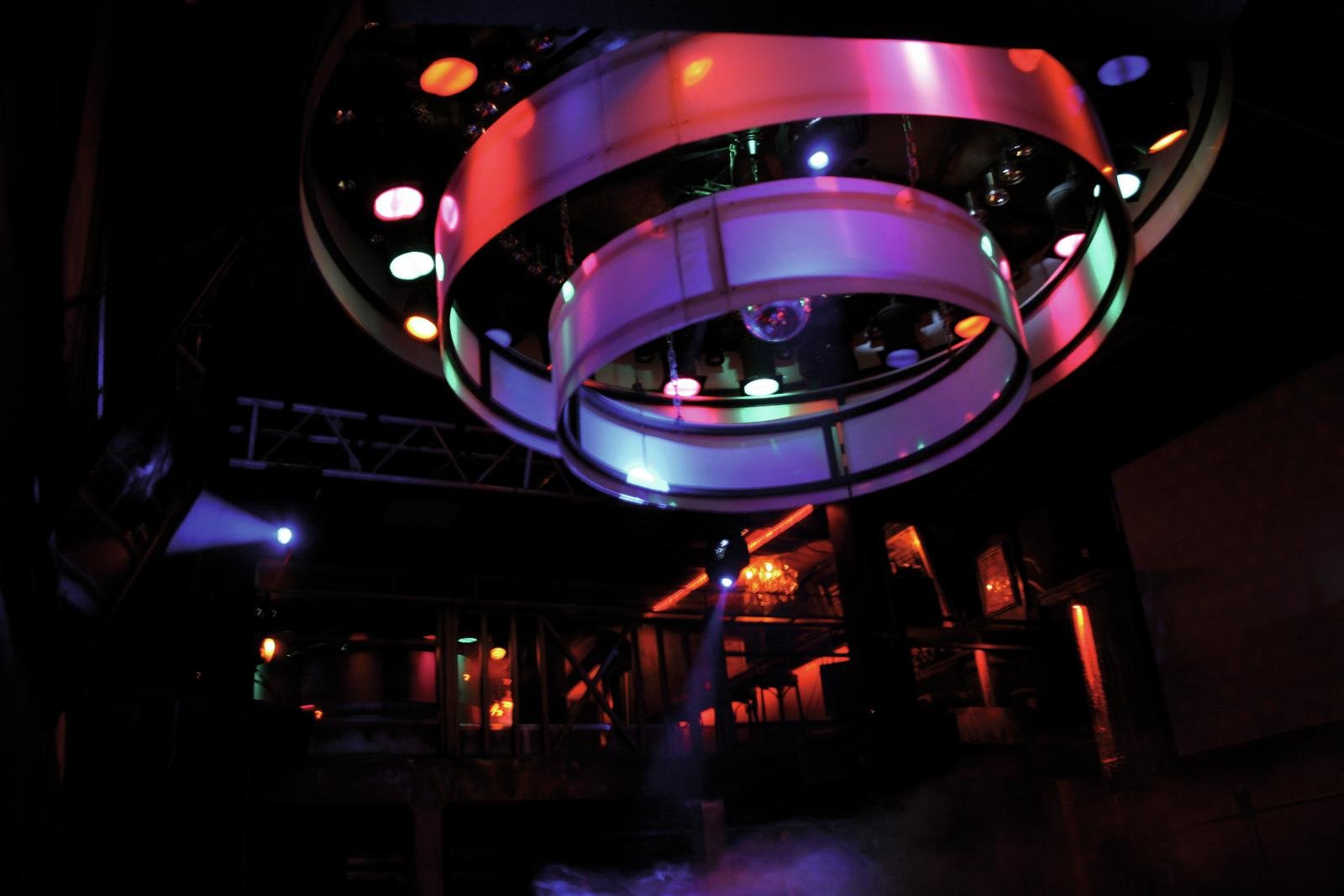 Spiegelkugel 75cm silber chrom- Diskokugel (Discokugel) Party Lichteffekt - Echtglas - mirrorball safety silver chrome color Spiegelkugel 75cm silber chrom- Diskokugel (Discokugel) Party Lichteffekt - Echtglas - mirrorball safety silver chrome color