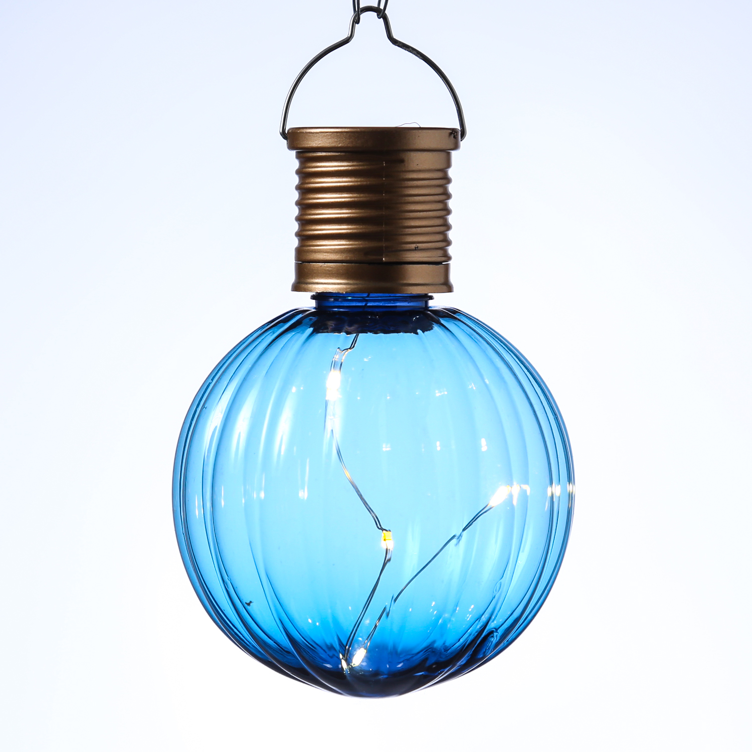 LED Solar Glühbirne GLOW - Kugelleuchte - 4 warmweiße LED Drahtlichterkette - H: 11cm, D: 8cm - blau LED Solar Glühbirne GLOW - Kugelleuchte - 4 warmweiße LED Drahtlichterkette - H: 11cm, D: 8cm - blau