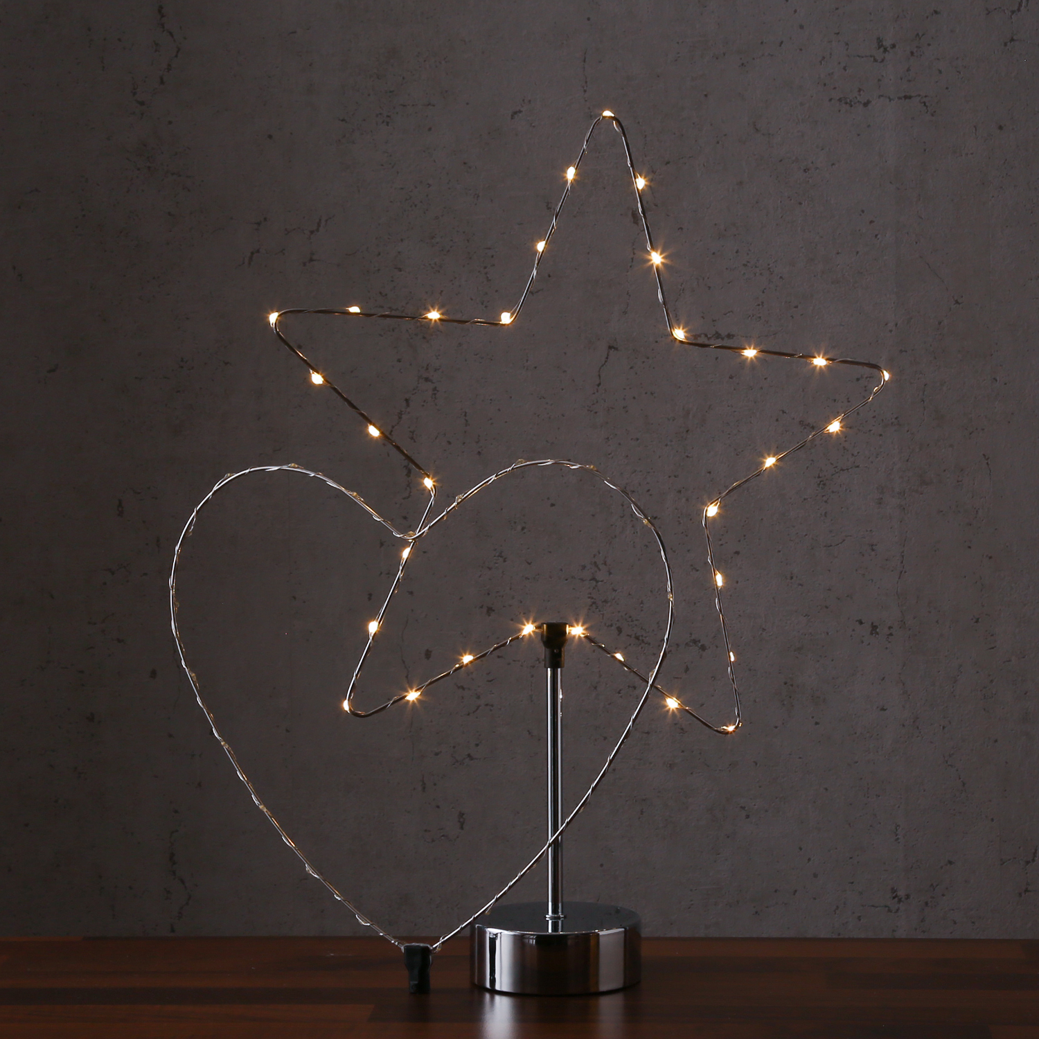 LED Dekoleuchte Herz/Stern - wechselbarer Aufsatz - H: 50cm - Batterie - Timmer - silber LED Dekoleuchte Herz/Stern - wechselbarer Aufsatz - H: 50cm - Batterie - Timmer - silber