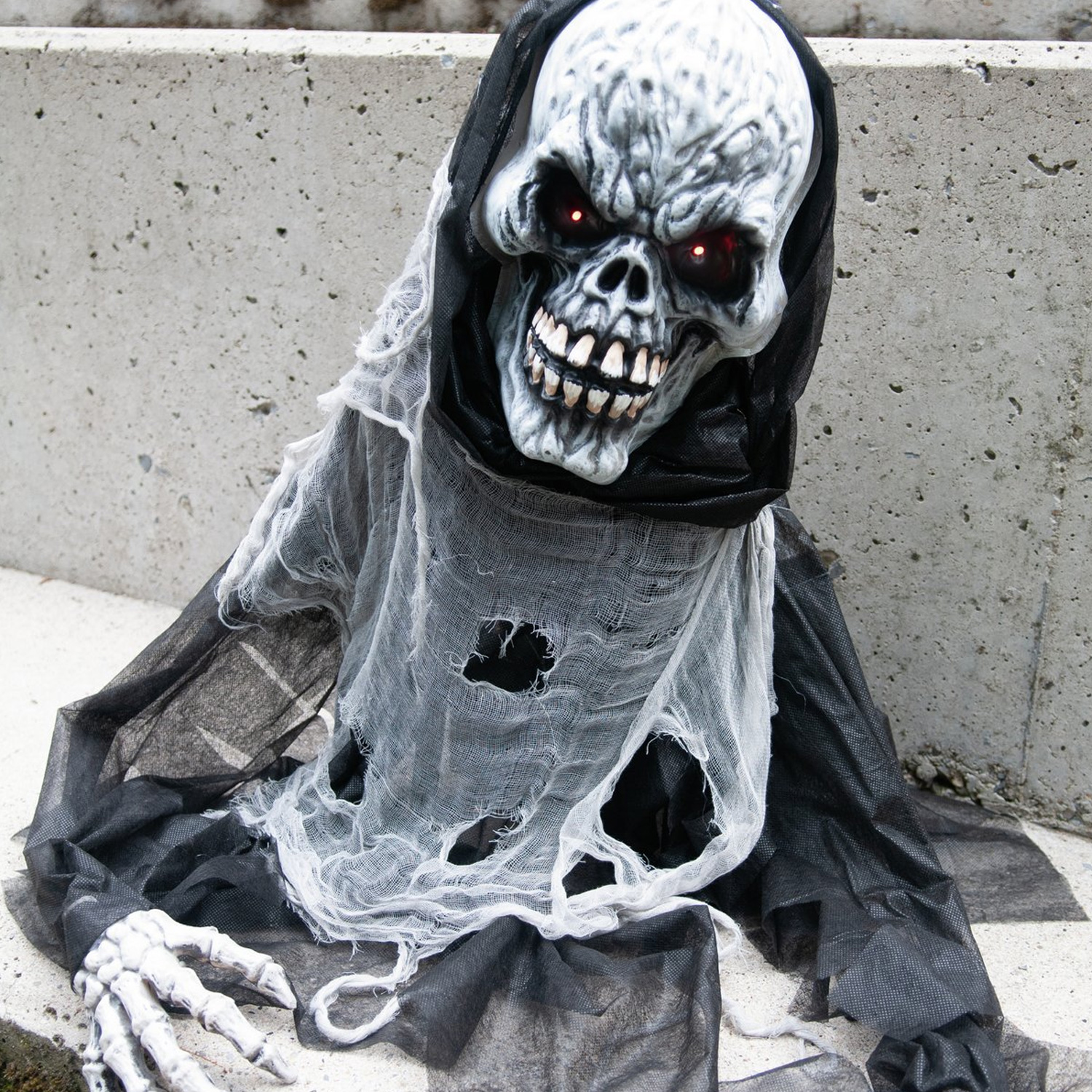 Halloween Figur DEATH MAN, 68cm - bewegte, gruselige Zomiefigur